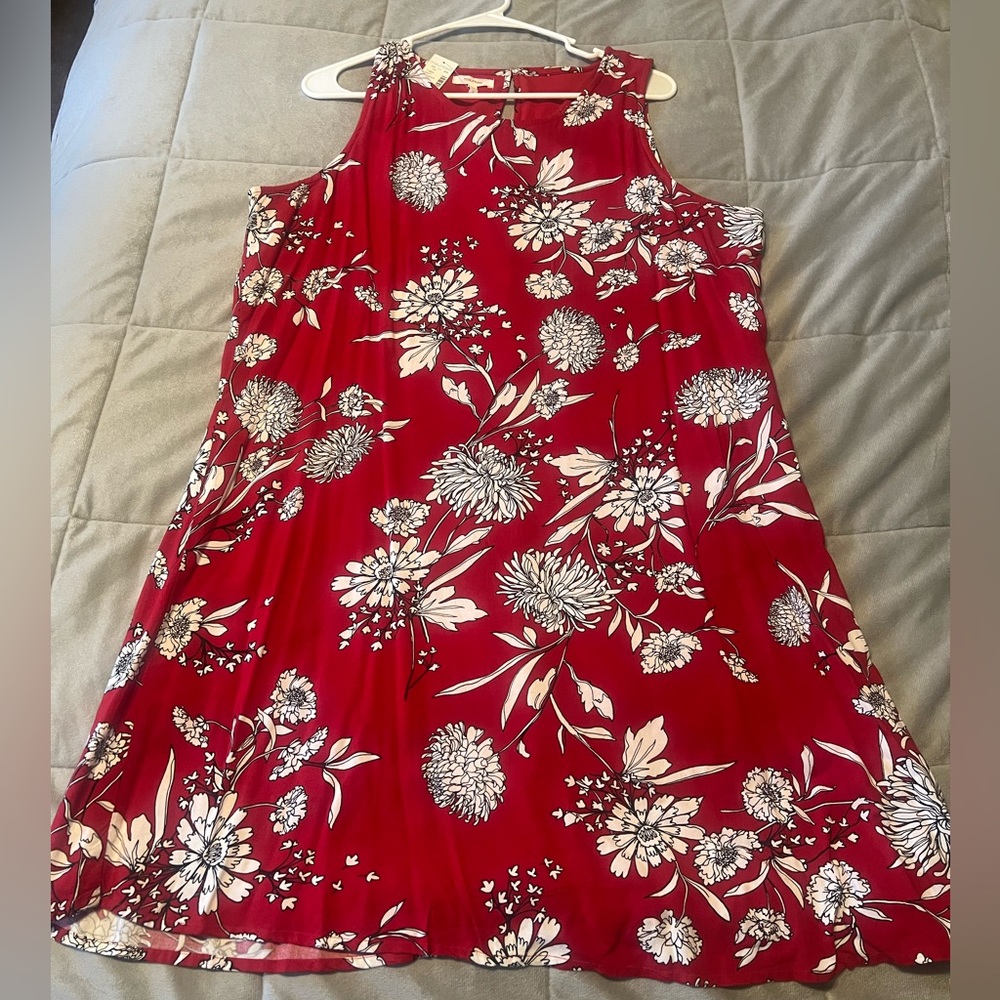 NWT Red w/white flowers A-line dress.  Size L